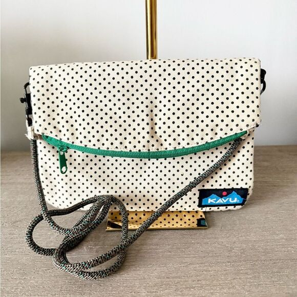 Kavu Fold Over Crossbody Bag in Cream & Black Dot with Green Accent - Picture 1 of 5